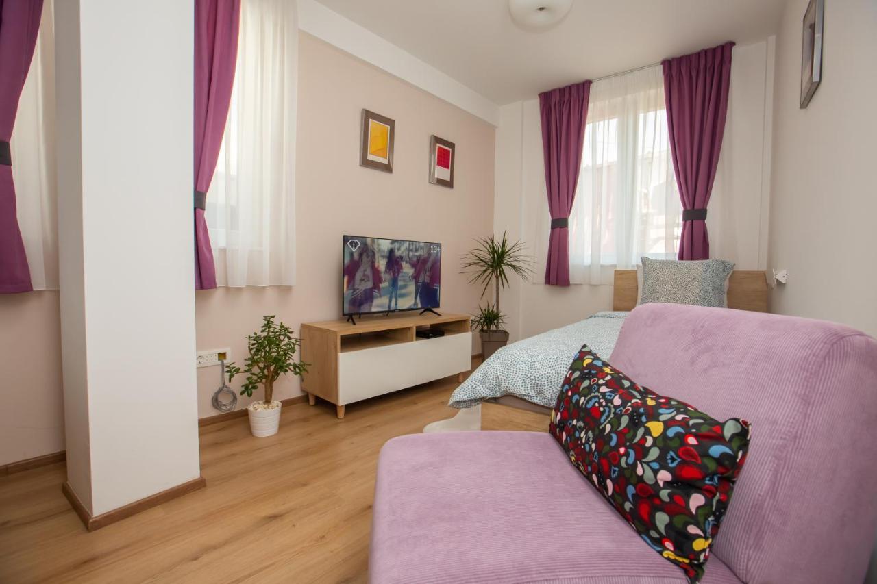 Charming Apartment In Shtip'S Downtown Štip Zewnętrze zdjęcie